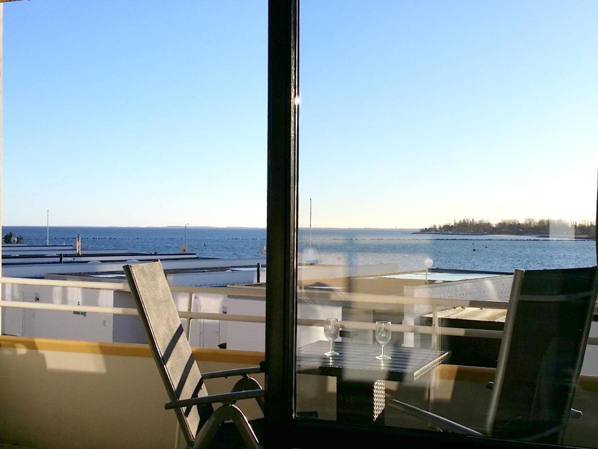 Fehmarn Burgtiefe Suedstrand Meerblick Apartment Meerzeit Exterior foto